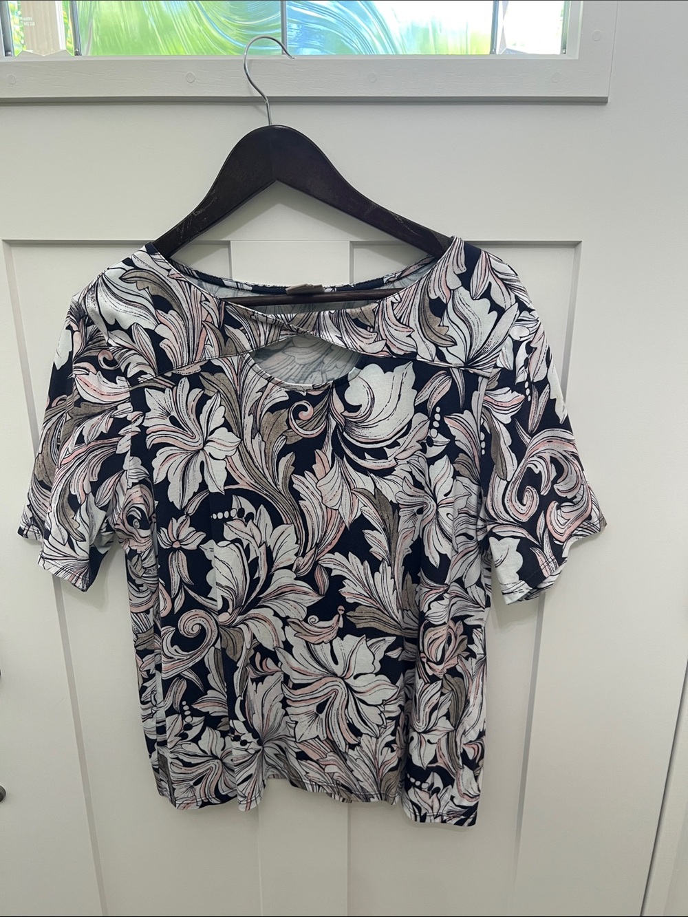 Women’s  Navy Floral Cutout Short Sleeve Top